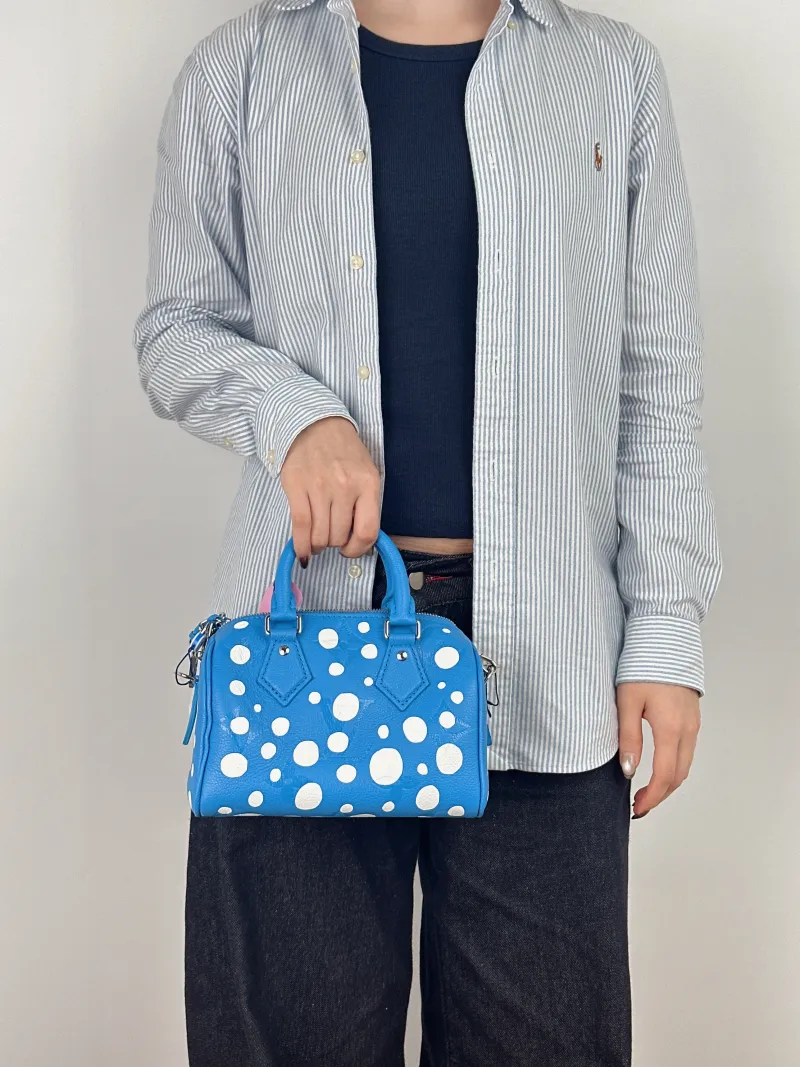 Louis Vuitton Crossbody Bag Speedy20 - Calfskin Small 20.5 × 12 × 13.5 cm — on-model view 2 of 3