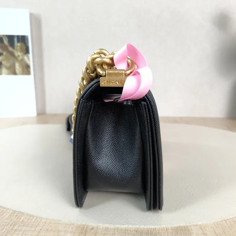 Chanel Crossbody Bag Le Boy​Black Grained Calfskin Small20.5 × 8.5 × 12 cm — detail view 4 of 13