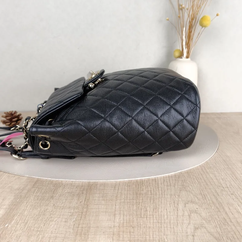 Chanel Backpack Backpack Black Grained Calfskin Large20 × 12 × 25 cm — detail view 6 of 13