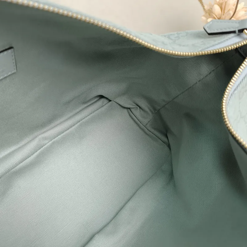GUCCI Top Handle Bagvanity Vanity Case Bag Green Canvas Medium27.5 × 13 × 14.5 cm — detail view 14 of 14