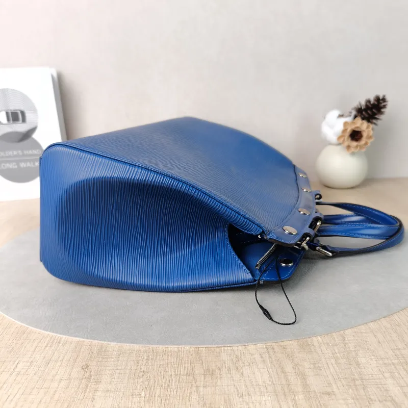 Louis Vuitton Top Handle Bag Brea Vintage Navy Epi Embossed Calfskin Medium34 × 14 × 25 cm — detail view 5 of 13