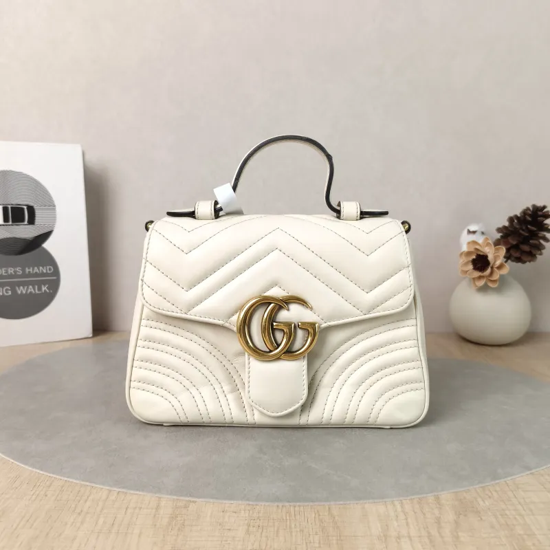 GUCCI Crossbody Bag GG Marmont Marmont White Calfskinmini21 × 8 × 15.5 cm