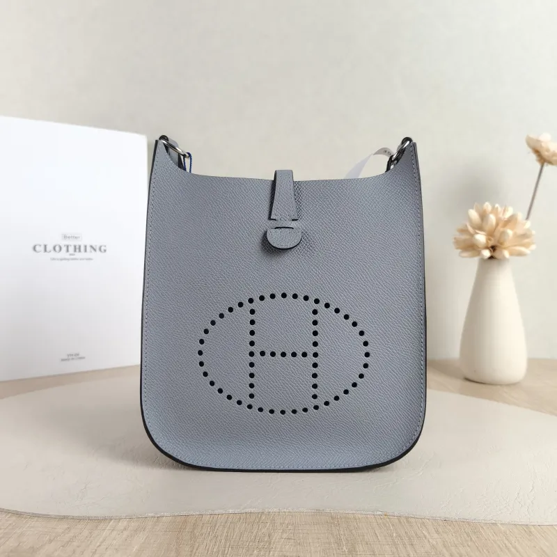 Hermès Crossbody Bag Evelyne Mini 16 Mini 16 8U Epsom Calfskin Mini 17 × 5.5 × 18 cm W