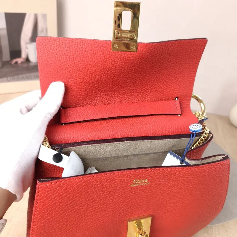 Chloé Crossbody Bag drew Red Calfskin 23 × 7.5 × 20 cm — detail view 2 of 11