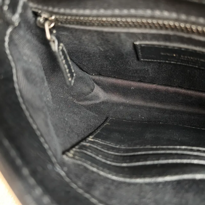 SAINT LAURENT Crossbody Bag Niki Chain Bagwoc Black Waxed Leather Calfskin Mini 19 × 5 × 16 cm — detail view 3 of 11
