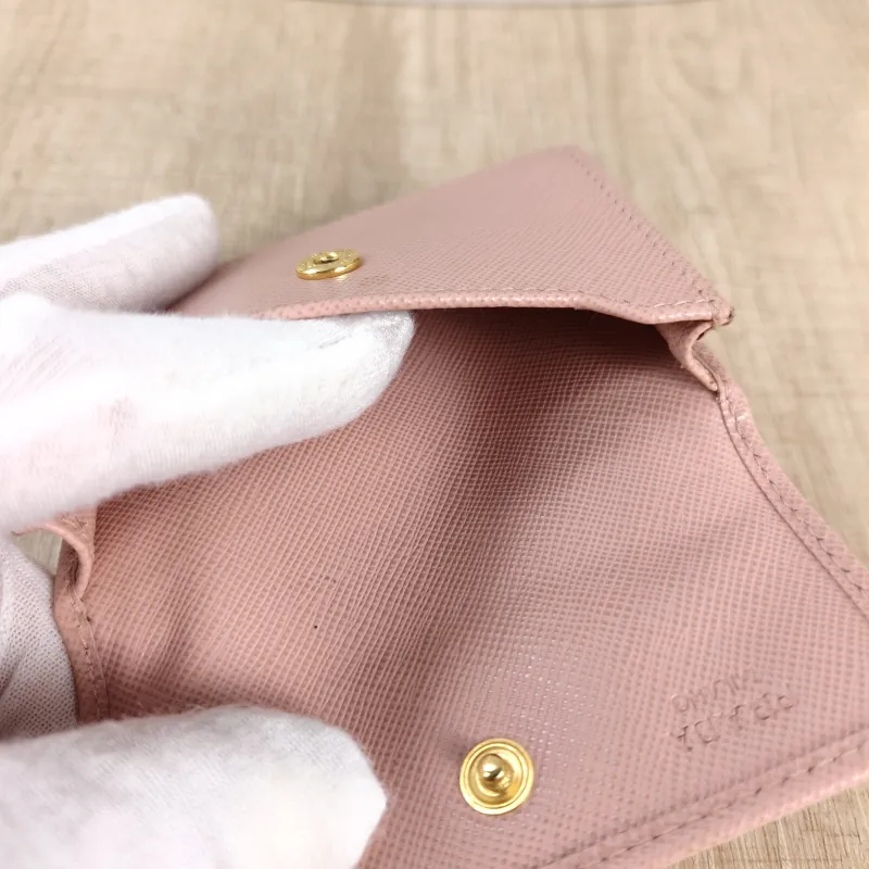 PRADA Wallet Cardholder Pink Calfskin 9.8 × 1.5 × 6.5 cm — detail view 4 of 8