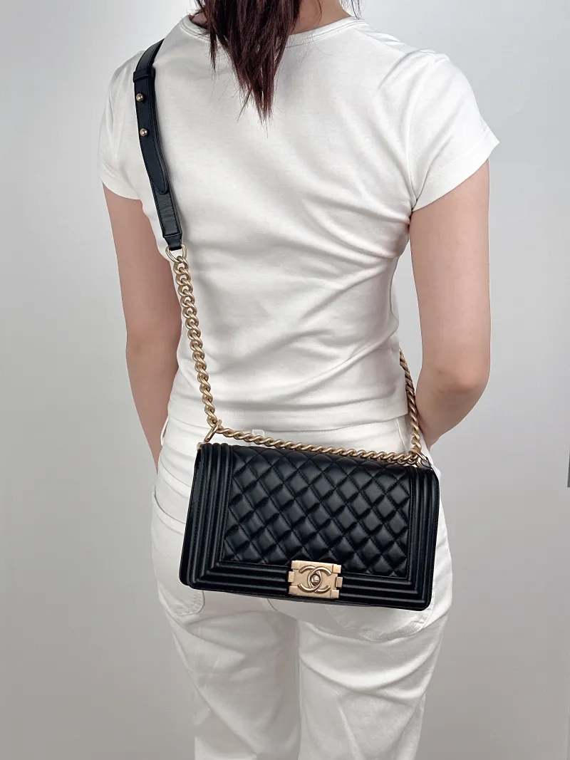 Chanel Crossbody Bag Le Boy​Black Calfskin25 × 9 × 15 cm — on-model view 2 of 3
