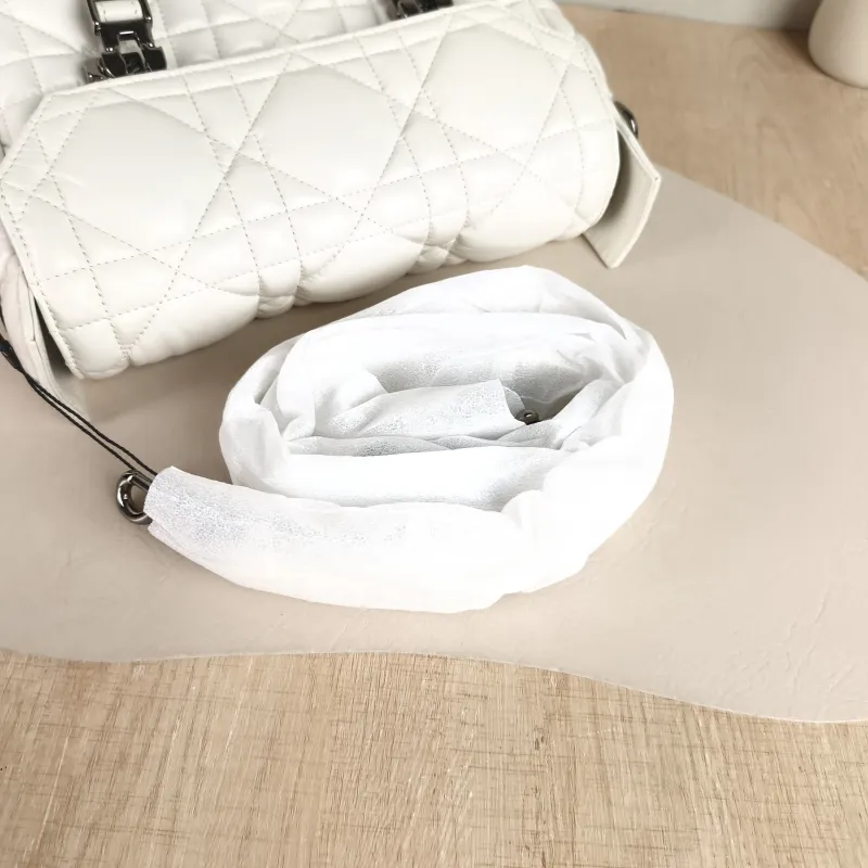 DIOR Crossbody Bag camp Messenger Bag White Calfskin Small 23 × 8 × 15 cm — detail view 1 of 11
