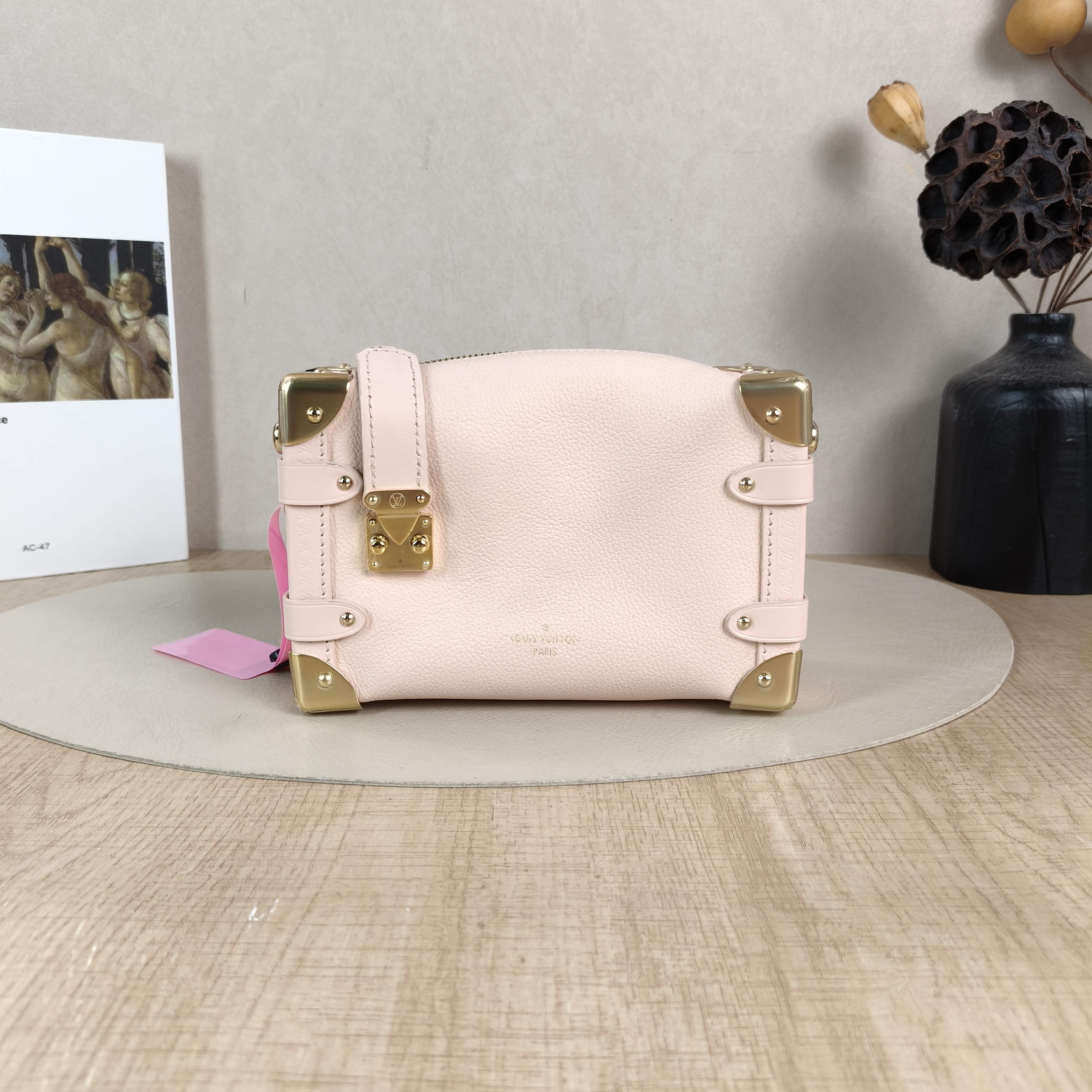 Louis Vuitton Crossbody Bag Side Trunk Box Pink Calfskin Small18 × 8 × 12.5 cm