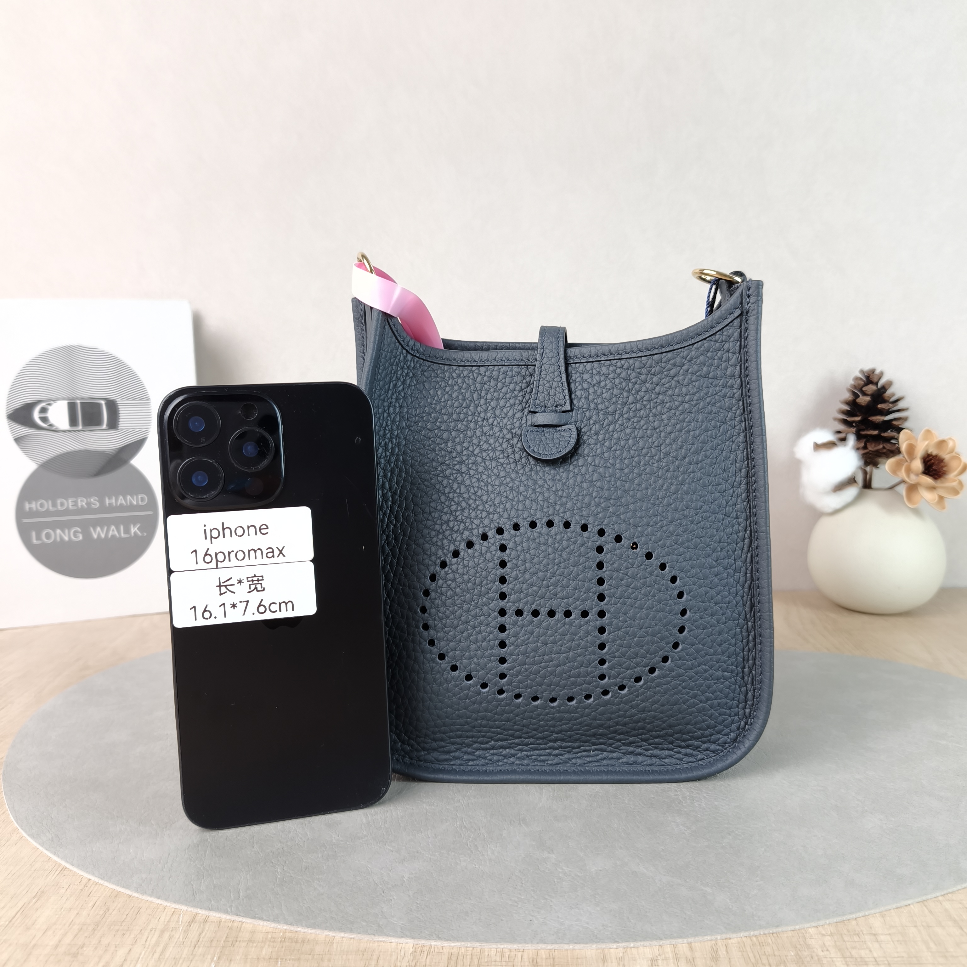 Hermès Crossbody Bag Evelyne Mini 16 Mini 16H0 Taurillon Clemence TC Calfskinmini17 × 5.5 × 18 cm — cover view 5 of 6