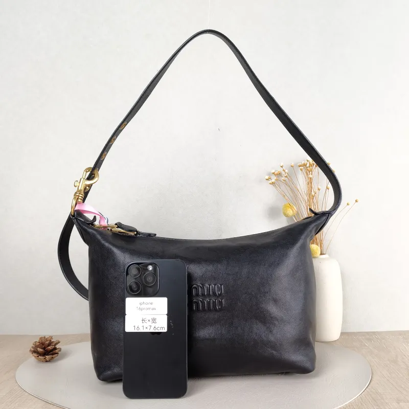 Miumiu Top Handle Bag Spirit Vanity Case Bag Cosmetic Bag Black Lambskin Medium 28 × 13 × 21.5 cm — cover view 2 of 5