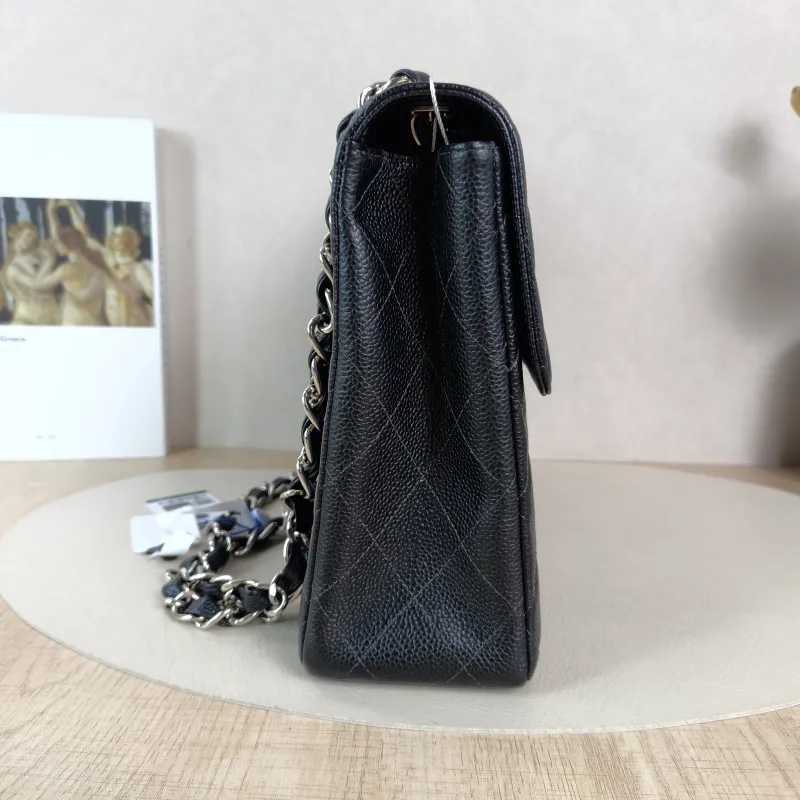 Chanel Crossbody Bagcf Collection Crossbody Bag Black Calfskin One Size30 × 8 × 21.5 cm — detail view 4 of 13