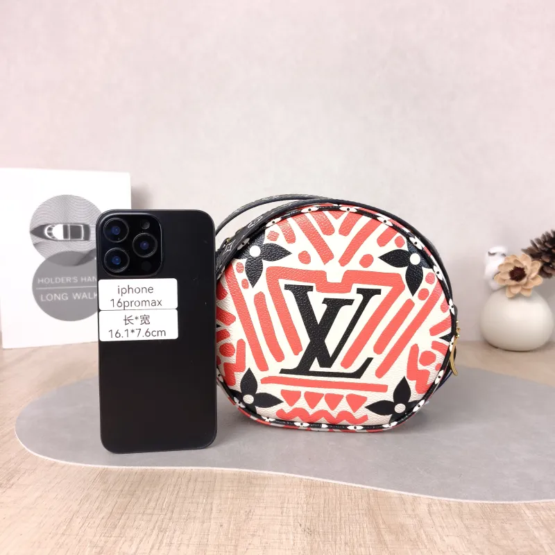 Louis Vuitton Crossbody Bag BOITE CHAPEAU SOUPLE Black PVC Small 17 × 7 × 16 cm — cover view 5 of 5