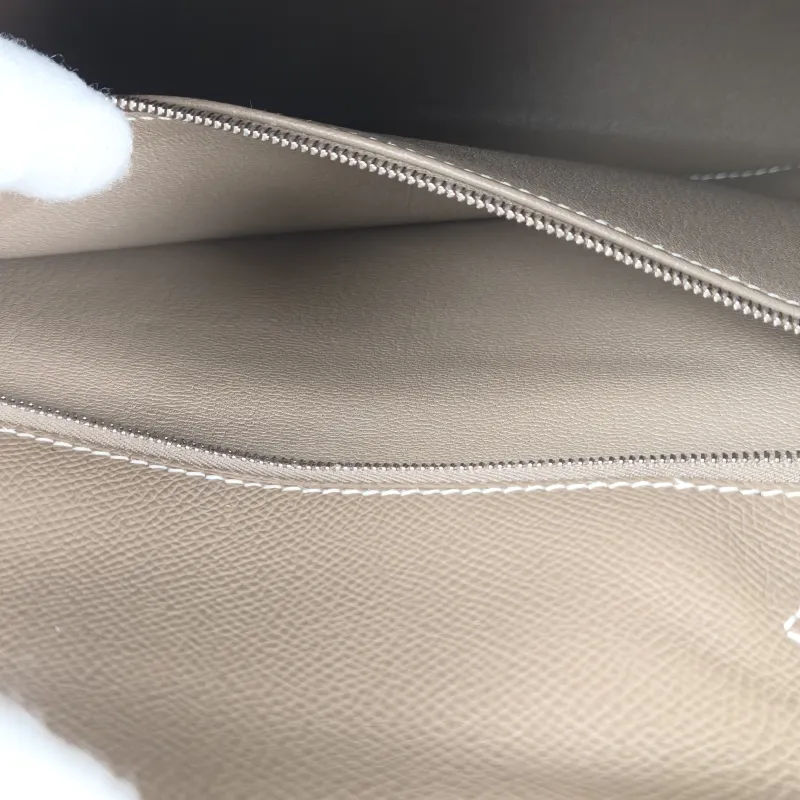 Hermès Shoulder Bag Kelly 28 Silver-Tone Hardware18 Epsom Calfskin Medium28 × 10 × 22 cm — detail view 13 of 13