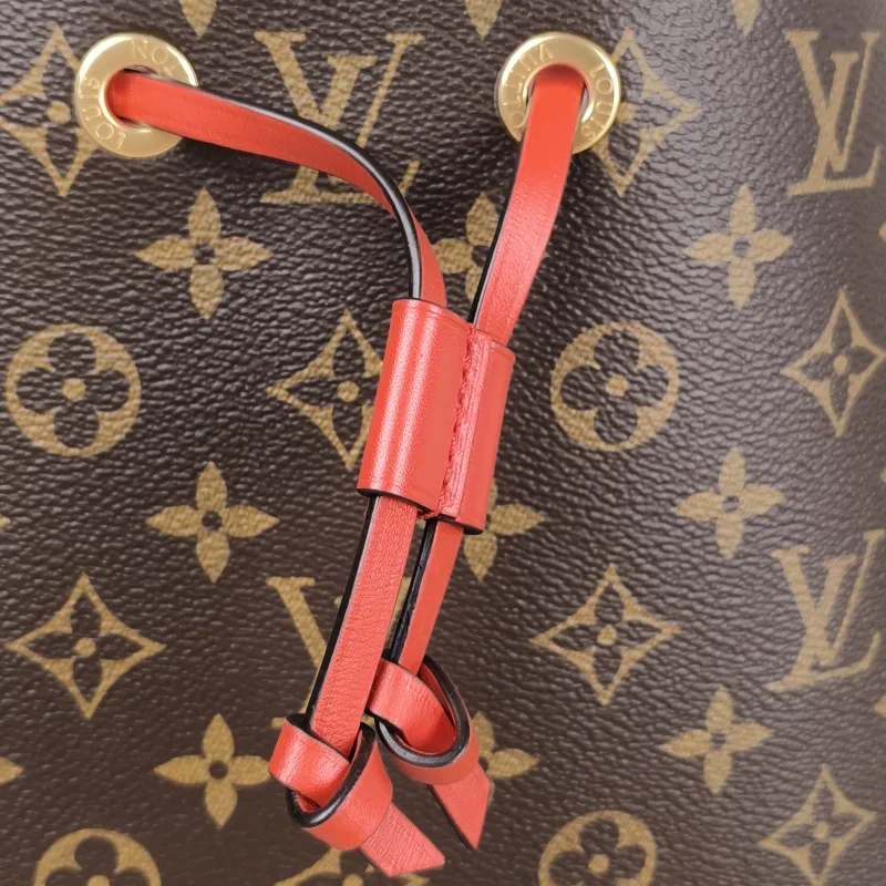 Louis Vuitton Shoulder Bag NÉONOÉ Bucket Bag PVC Medium 26 × 17.5 × 26 cm — detail view 3 of 9