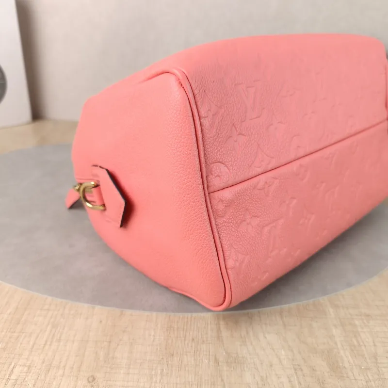 Louis Vuitton Top Handle Bag Speedy25 Pink Calfskin Medium25 × 15 × 19 cm — detail view 7 of 10