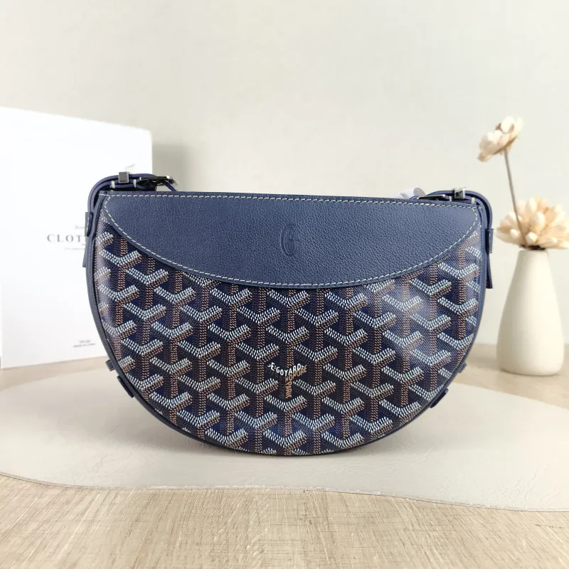 GOYARD Crossbody Bag Hirondelle Navy ine Canvas One Size 25 × 6 × 17 cm