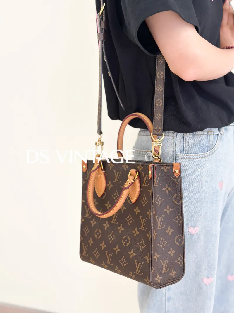 Louis Vuitton Crossbody Bag SAC PLAT BB BB Monogram PVC BB 21.5 × 9 × 22 cm — on-model view 2 of 3