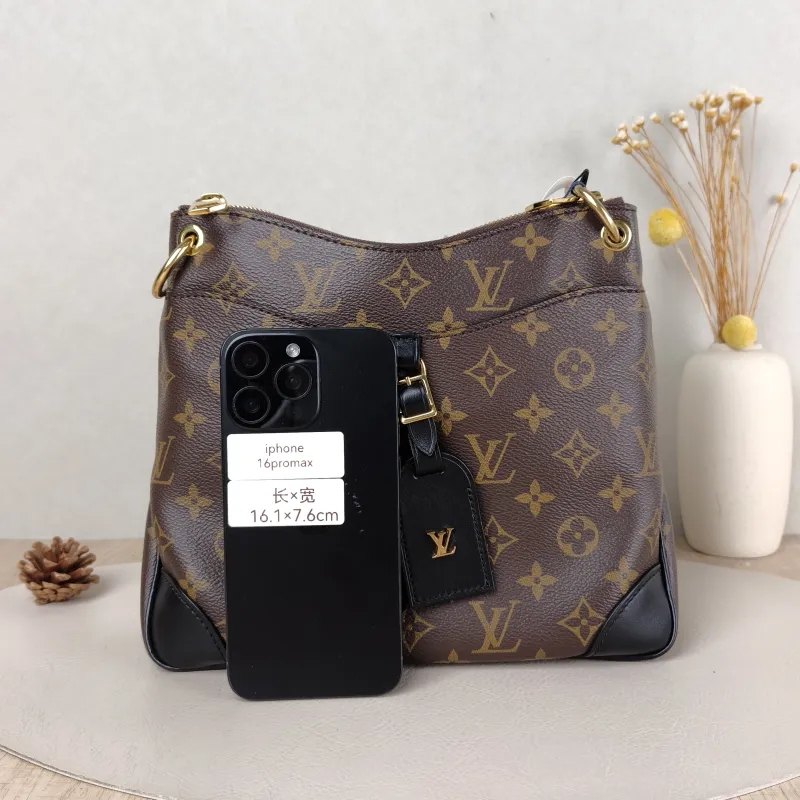 Louis Vuitton Crossbody Bag ODEON Monogram PVC Small 24 × 8 × 22 cm — cover view 3 of 5