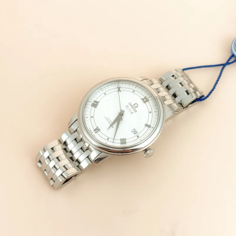 OMEGA Watch Collection Watch Silver One Size 39.5 — cover view 4 of 8