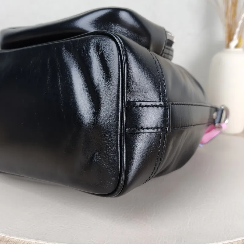 Louis Vuitton Shoulder Bag NOÉ CARGO Bucket Bag Black Calfskin Small 22 × 16 × 24 cm — detail view 2 of 14