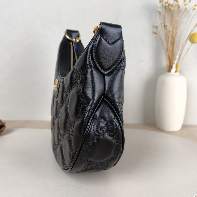 GUCCI Shoulder Bag GG matelasse Black Calfskin Small 27 × 7 × 18 cm — detail view 11 of 11