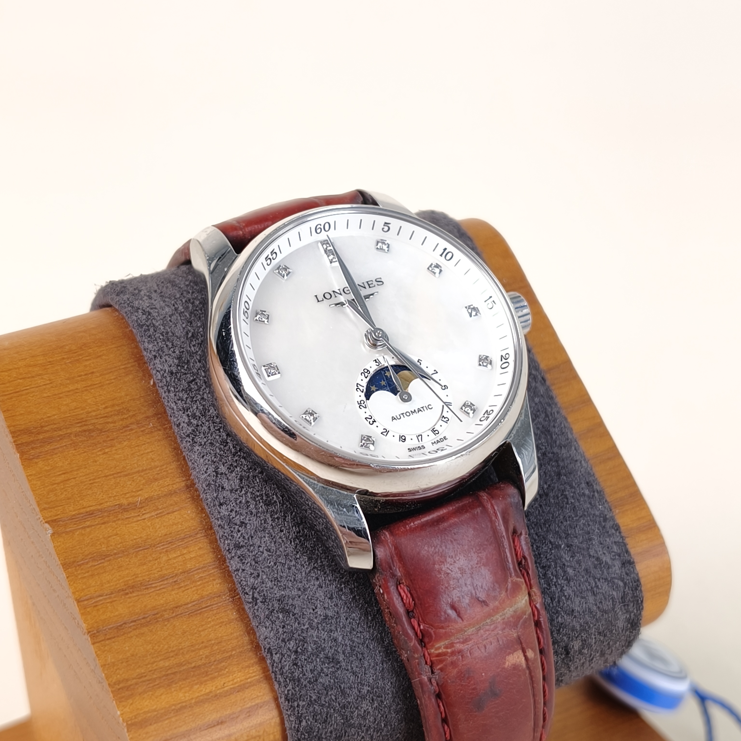 LONGINES Watch Collection Watch White Mother-of-Pearl One Size34 — cover view 10 of 11