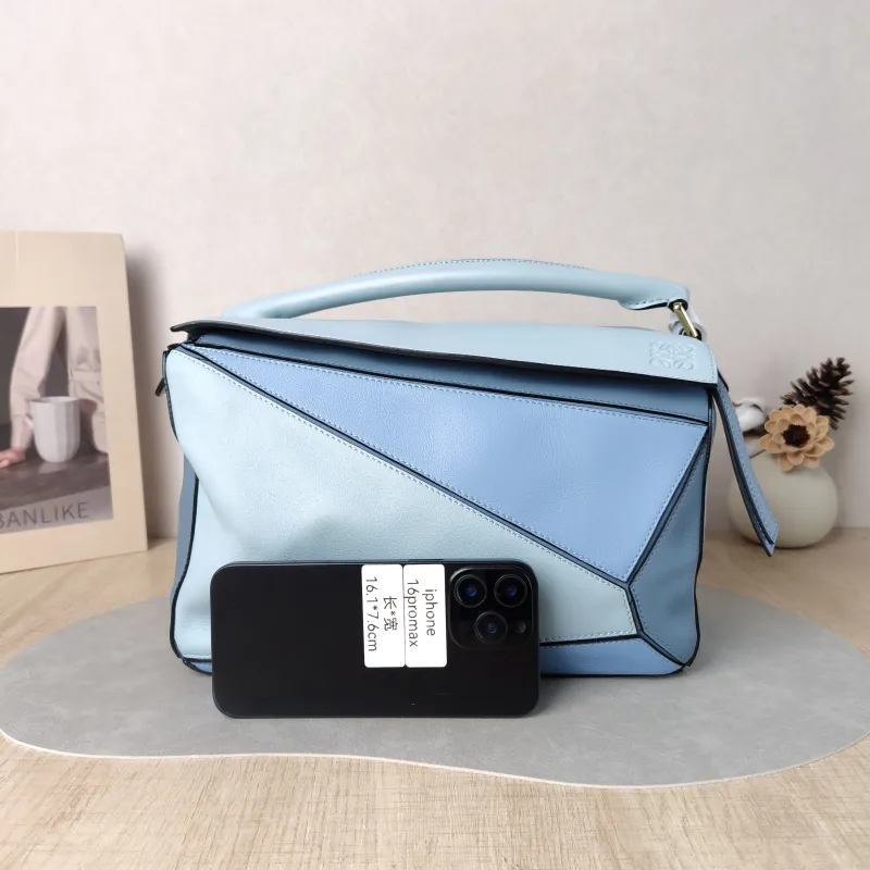 LOEWE Crossbody Bag Puzzle Blue Calfskin Medium 29 × 14 × 19.5 cm — cover view 5 of 6