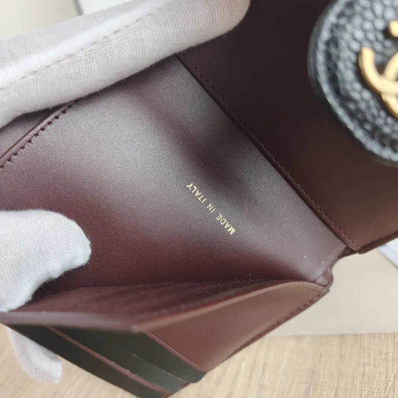 Chanel Wallet Wallet Black with Gold-Tone Hardware Grained Calfskin Mini 11.5 × 2.5 × 10 cm 23 — detail view 7 of 9