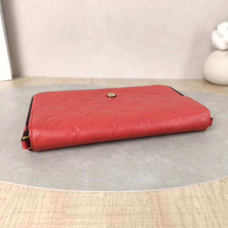 Louis Vuitton Crossbody Bag Pochette Félicie Red Calfskin Small21 × 3 × 12 cm — detail view 10 of 13