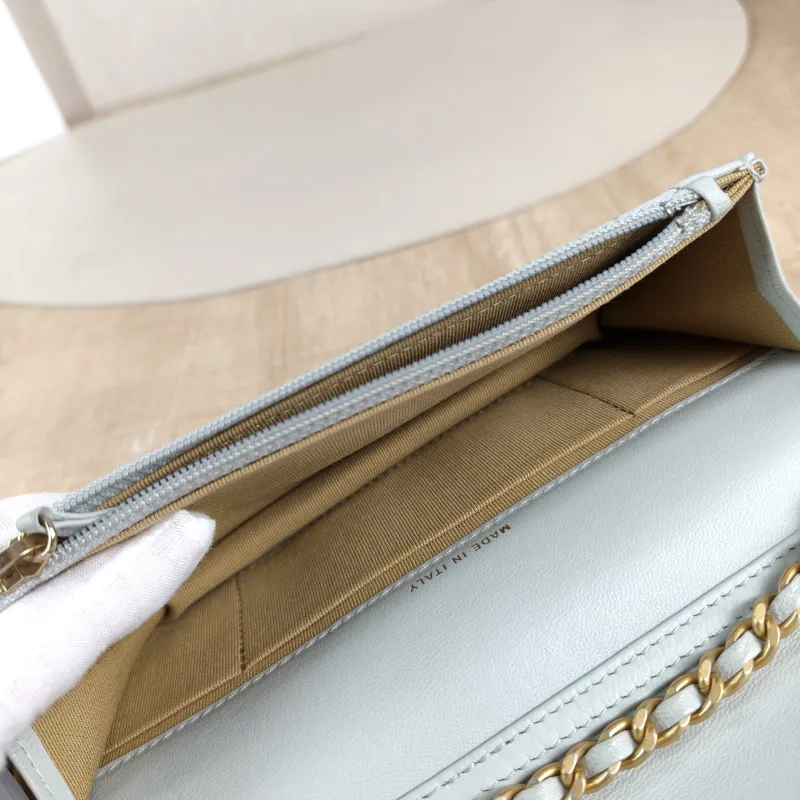 Chanel Crossbody Bag woc Collection Grey Lambskinmini17 × 5 × 9.5 cm — detail view 12 of 13