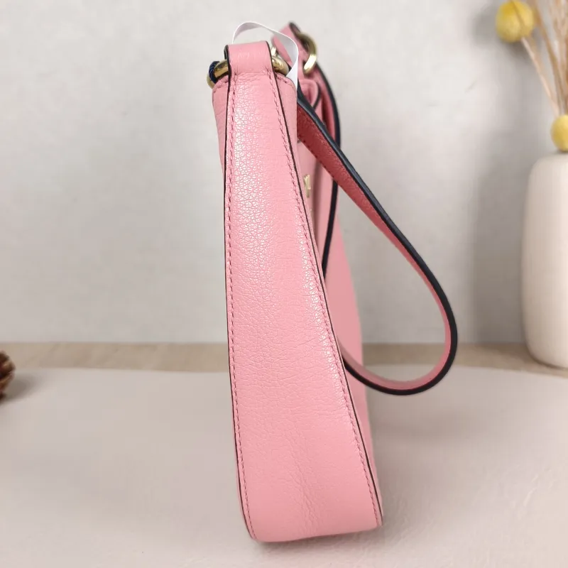 Miumiu Shoulder Bag Shoulder Bag Pink Calfskin 22 × 5 × 17 cm — detail view 7 of 9