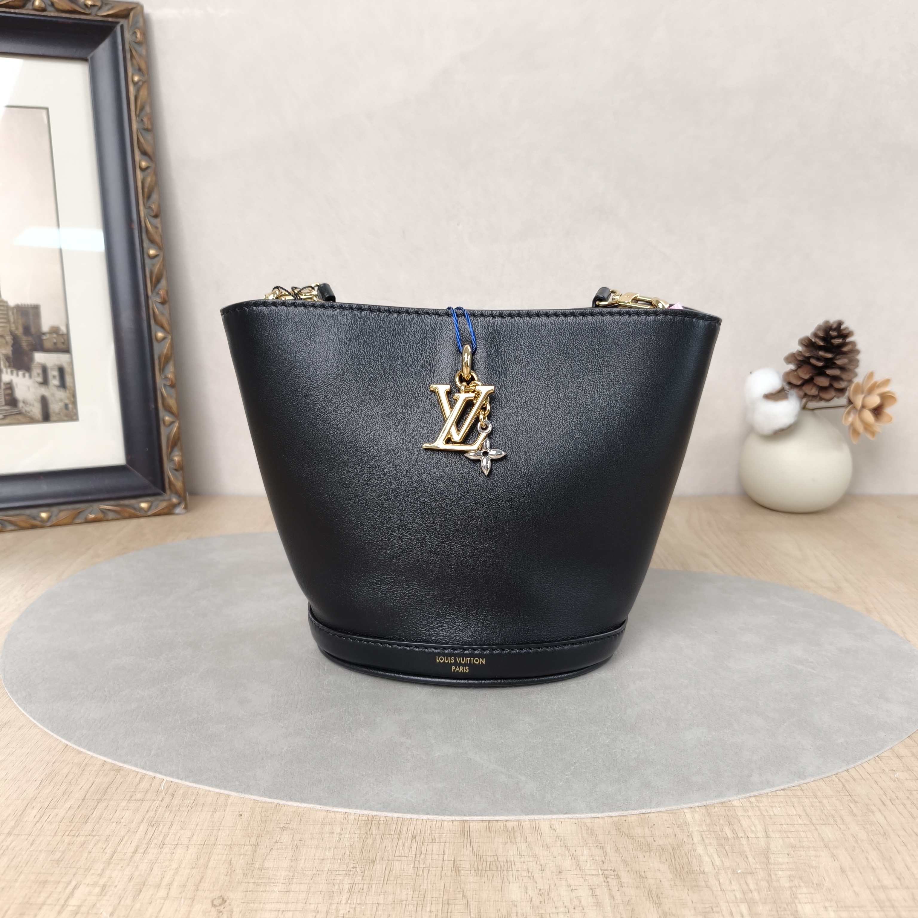 Louis Vuitton Shoulder Bag Bloom Hobo Bucket Bag Black Calfskinmini16 × 11 × 17.5 cm