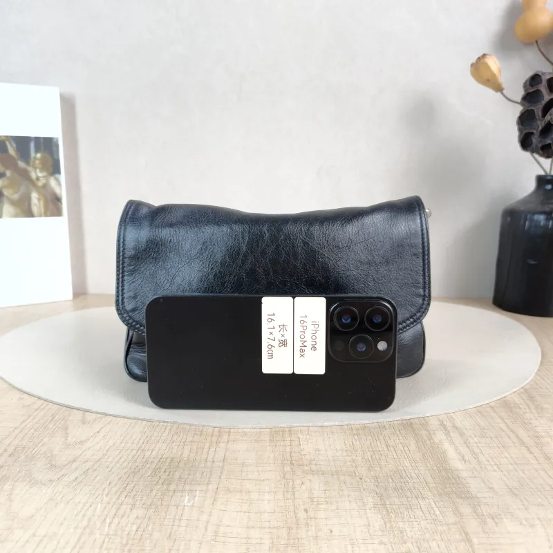 BALENCIAGA Crossbody Bag Crossbody Bag Calfskin One Size 23 × 3 × 14 cm — cover view 5 of 5