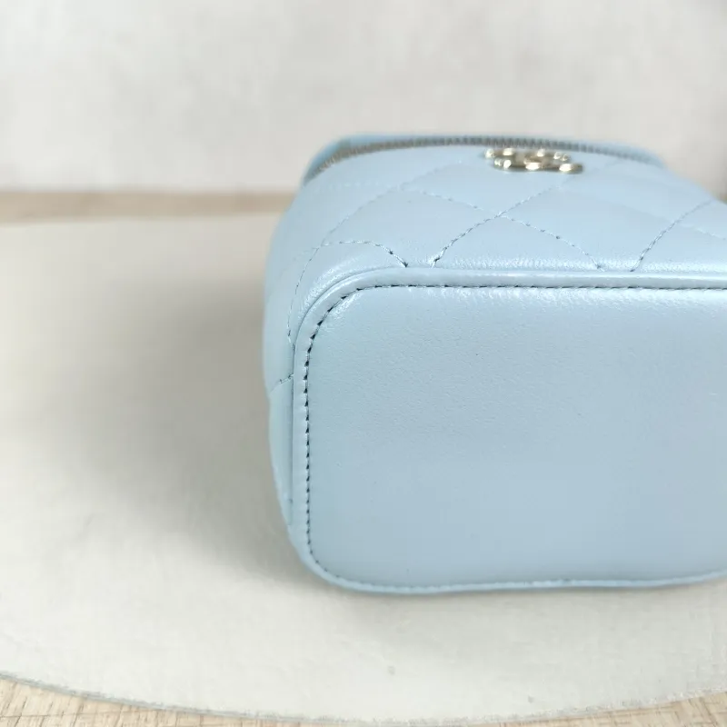 Chanel Crossbody Bag Edition Blue Lambskin One Size10 × 7 × 9 cm — detail view 7 of 14