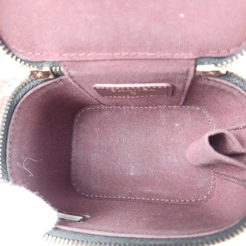 Chanel Crossbody Bag Edition Black Grained Calfskin Mini 11 × 7 × 9 cm 31 — detail view 5 of 11