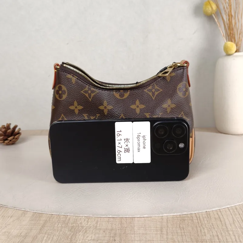 Louis Vuitton Crossbody Bag Boulogne PVC nano 19 × 8 × 13 cm Conditioned — cover view 4 of 5
