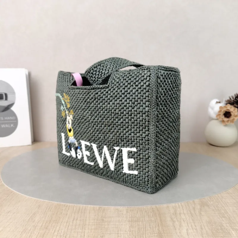 LOEWE Shoulder Bag Tote Bag Green Woven One Size 23 × 10 × 19 cm — cover view 5 of 6