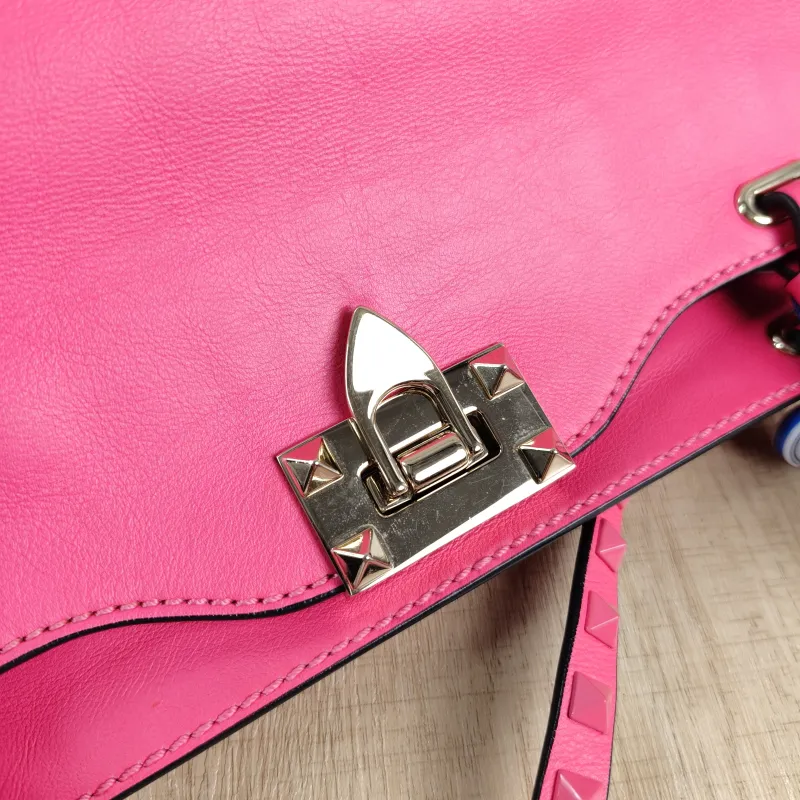 Valentino Shoulder Bag Shoulder Bag Red Calfskin One Size 33 × 12 × 26 cm — detail view 5 of 13