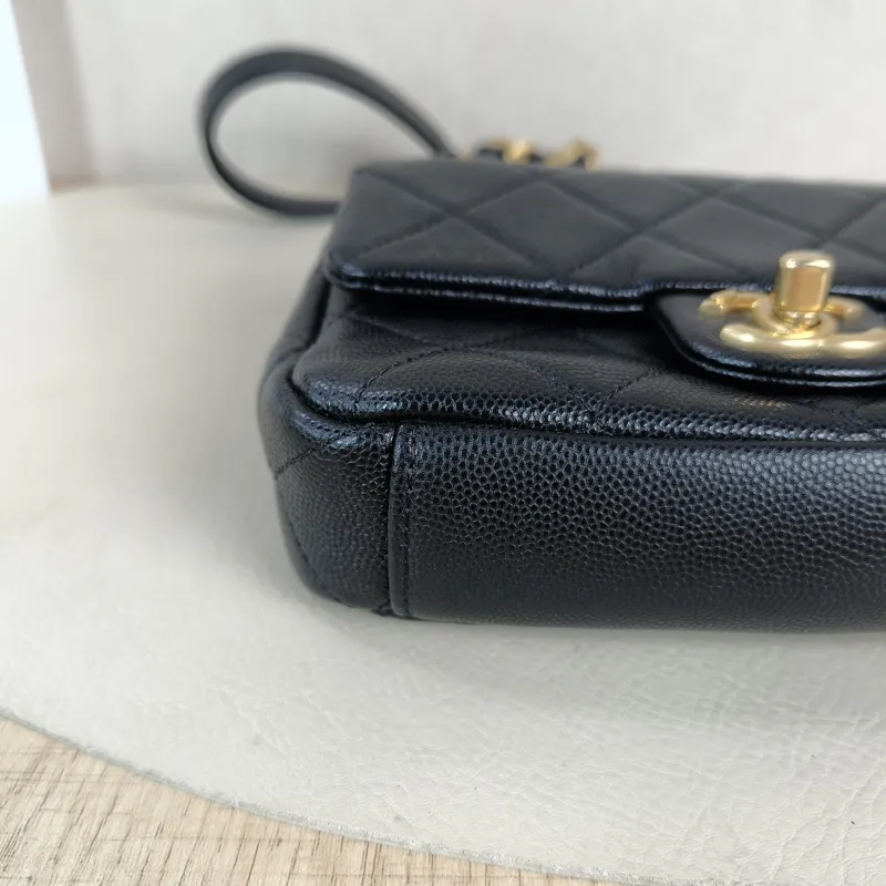Chanel Crossbody Bag Black Calfskinmini17 × 4 × 12 cm — detail view 12 of 12