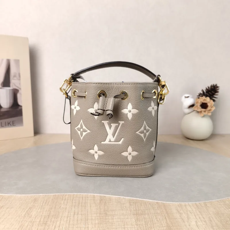 Louis Vuitton Crossbody Bag NANO NOÉ Bucket Bag Nano · White Monogram Empreinte Embossed Calfskin nano 13 × 10 × 16 cm