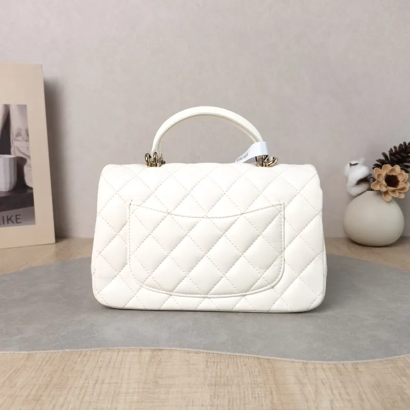 Chanel Crossbody Bag mini White Lambskin mini 20 × 6 × 12 cm — cover view 3 of 6