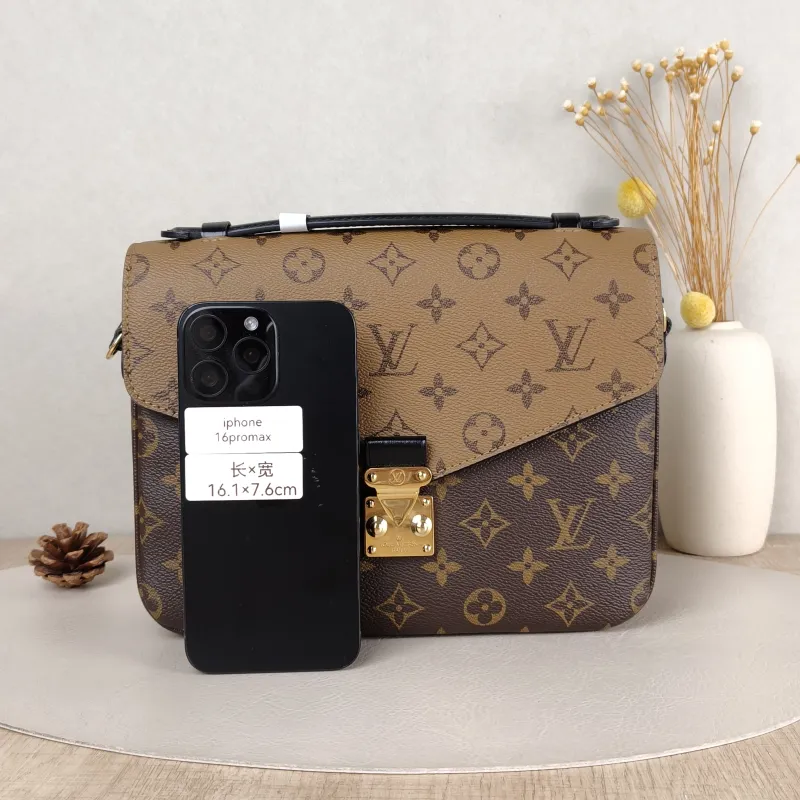 Louis Vuitton Crossbody Bag Pochette Métis Monogram Colorblock PVC Medium 25 × 7 × 19 cm — cover view 2 of 5