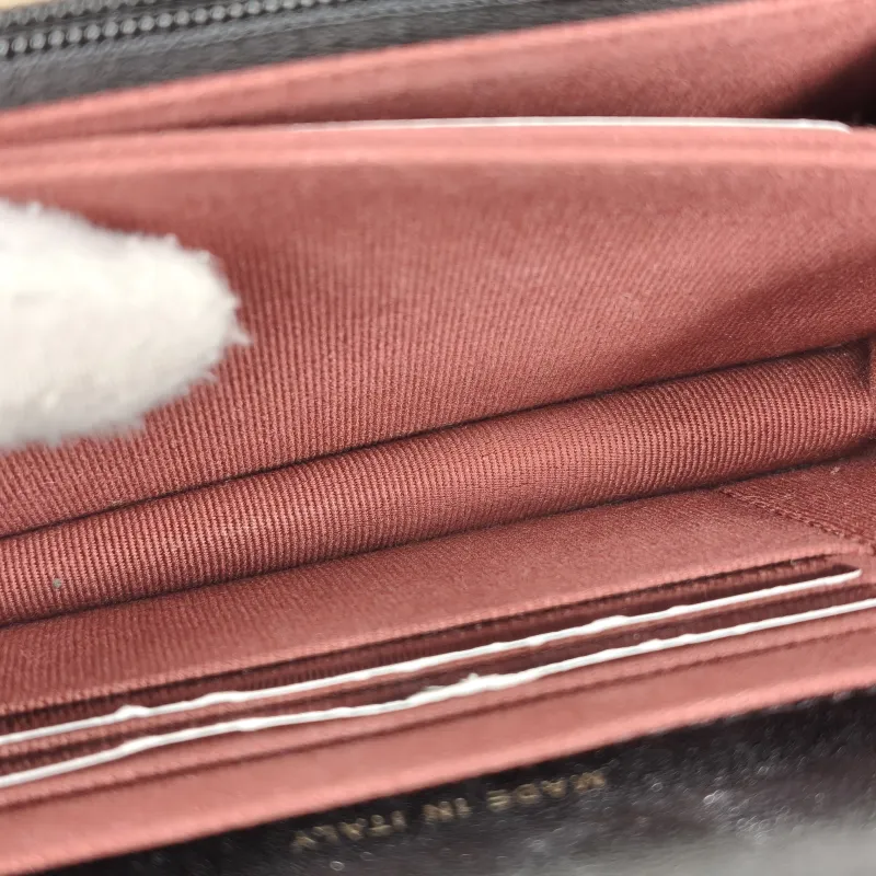 Chanel Crossbody Bag22b woc Black Lambskin15.5 × 4.5 × 11 cm — detail view 7 of 12