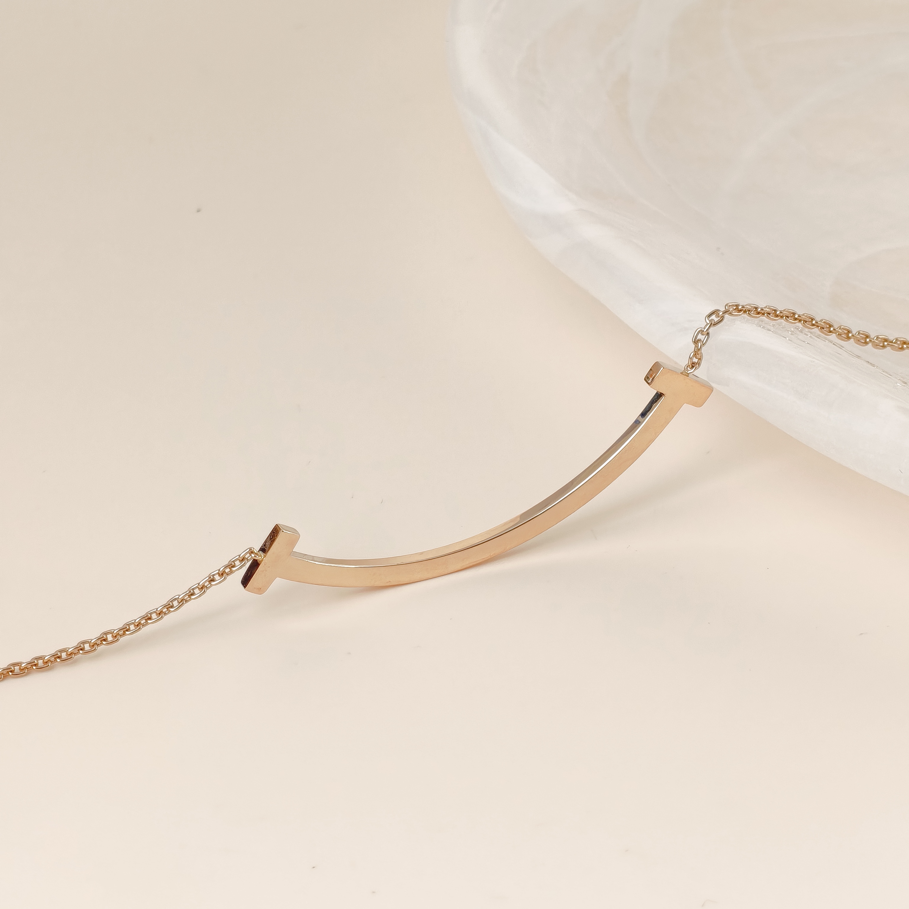 Tiffany&Co. Necklace T Collection Large Smile Necklace Rose Gold Rose Gold 18KR ose Gold Large40.6-45.7 — cover view 2 of 13