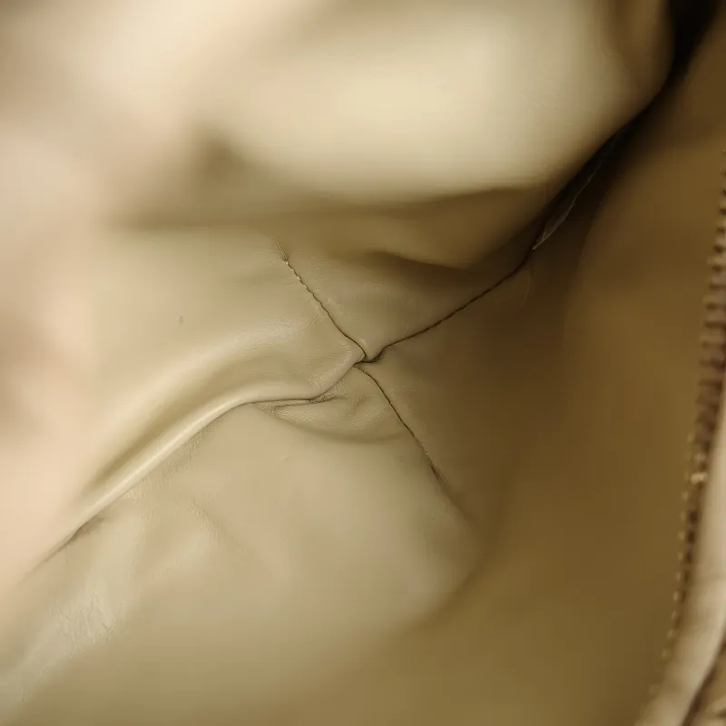 Bottega Veneta Top Handle Bag Jodie Beige Lambskin Mini 28 × 8 × 23 cm — detail view 6 of 10