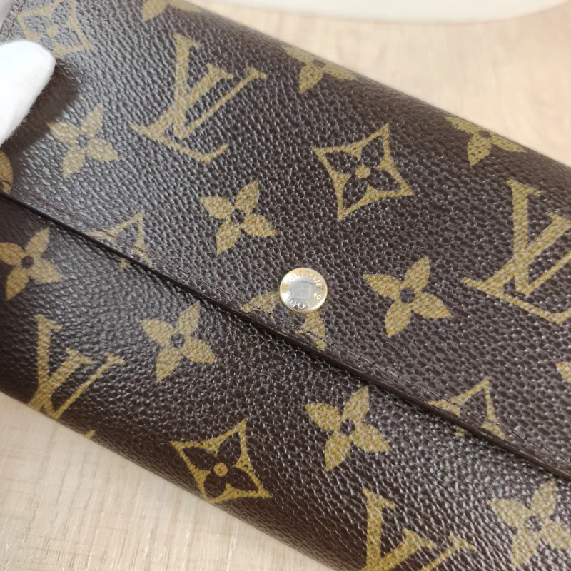 Louis Vuitton Wallet Edition Wallet Monogram PVC 18.5 × 2 × 10 cm — detail view 4 of 10