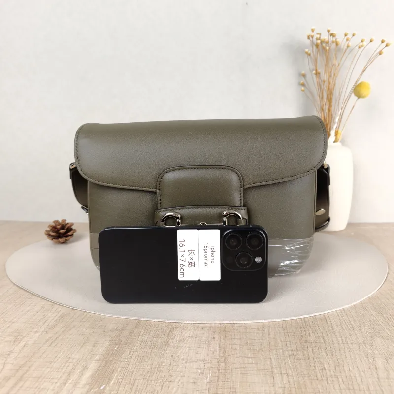 GUCCI Crossbody Bag Horsebit 1955 Horsebit Medium Green Calfskin Medium 25 × 8 × 18 cm — cover view 4 of 5