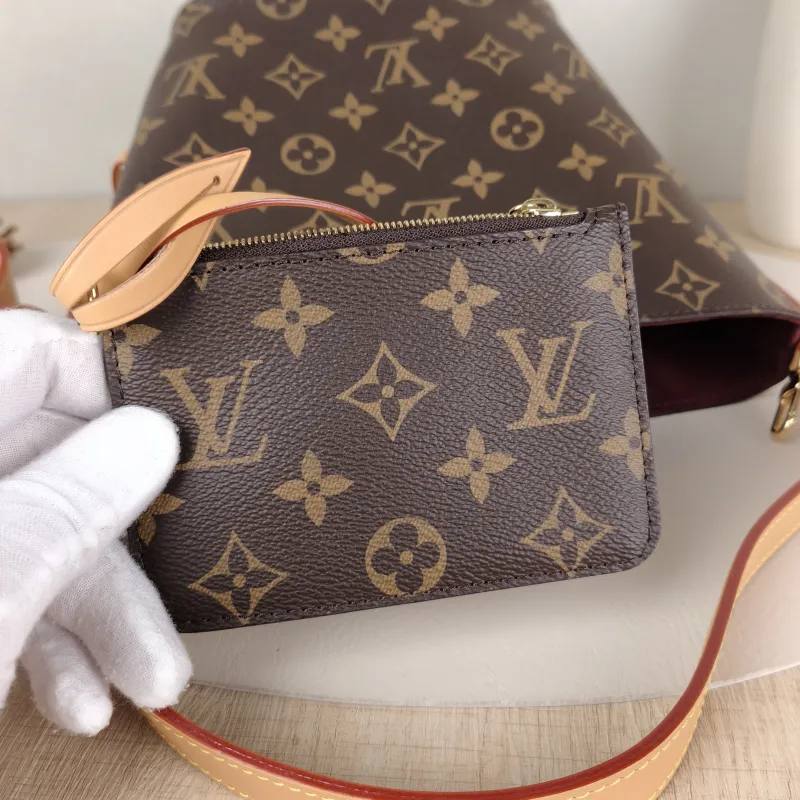 Louis Vuitton Top Handle Bag ALL IN BB Monogram PVCBB16 × 12 × 18 cm — detail view 3 of 10