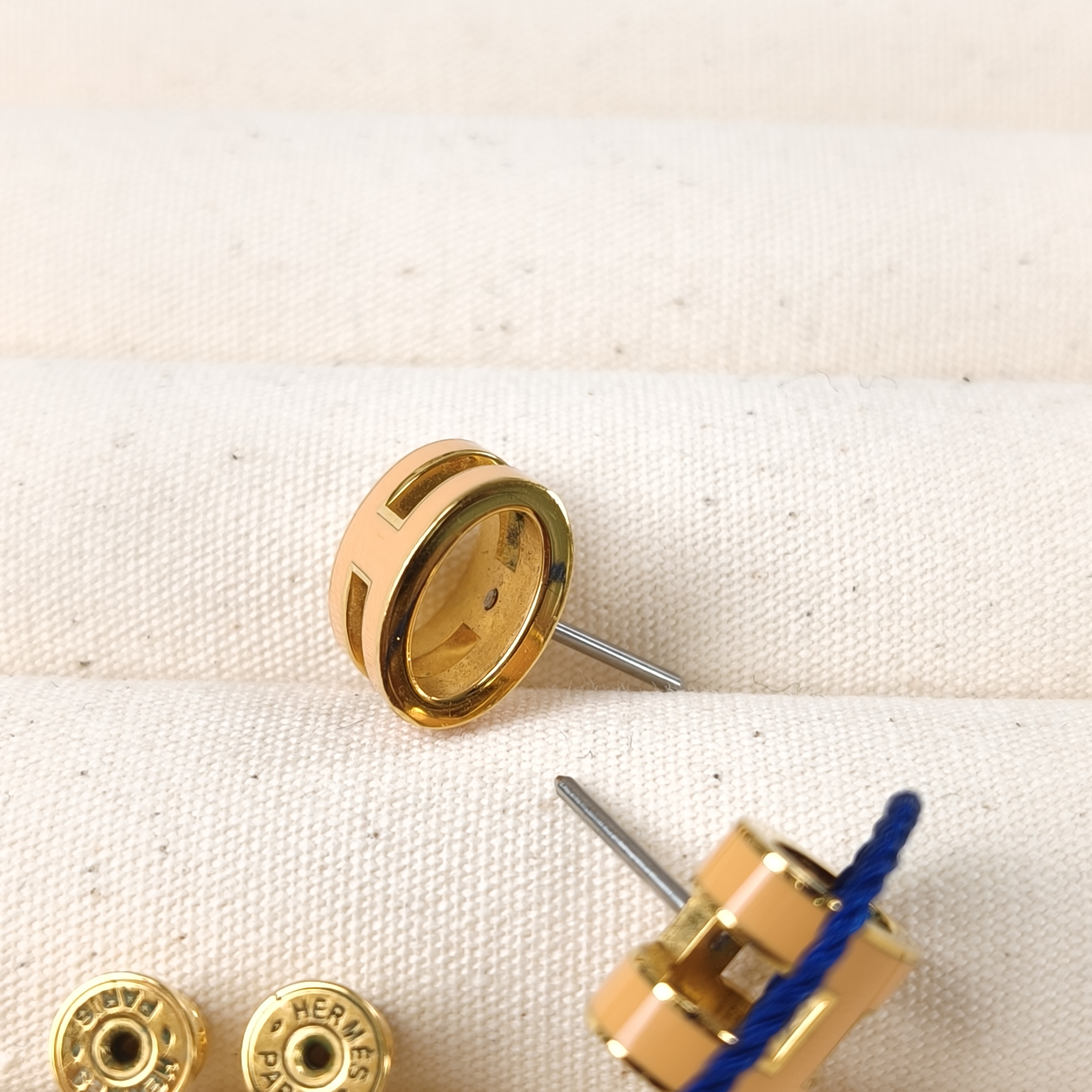 Hermès Earrings Pop HE arrings Yellow Large — cover view 2 of 8